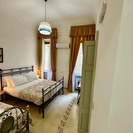 בית הארחה Civico 43 3*