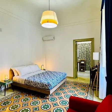 Civico 43 מסינה